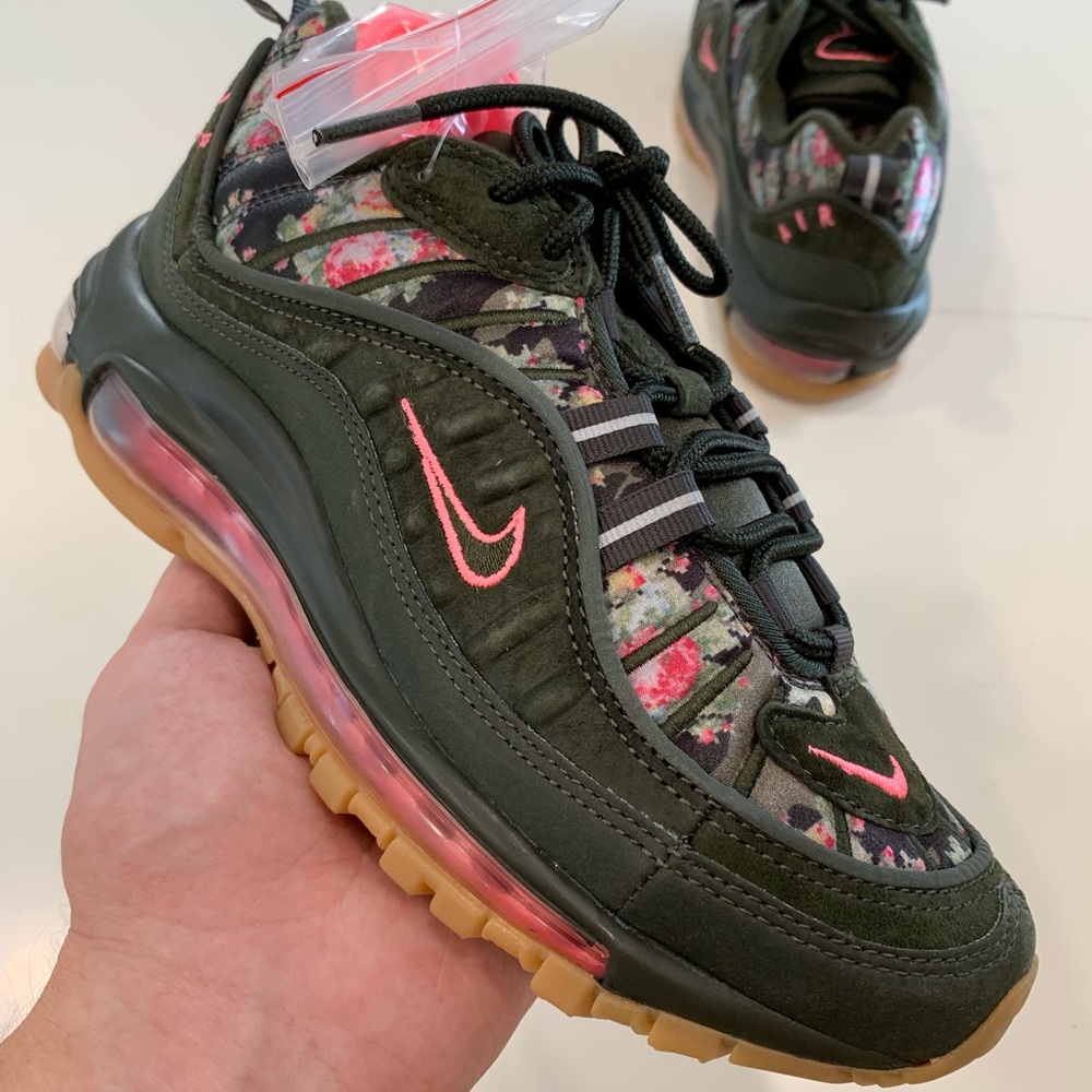 NEW Airmax 98 Floral Sequoia Womens Size 6.5